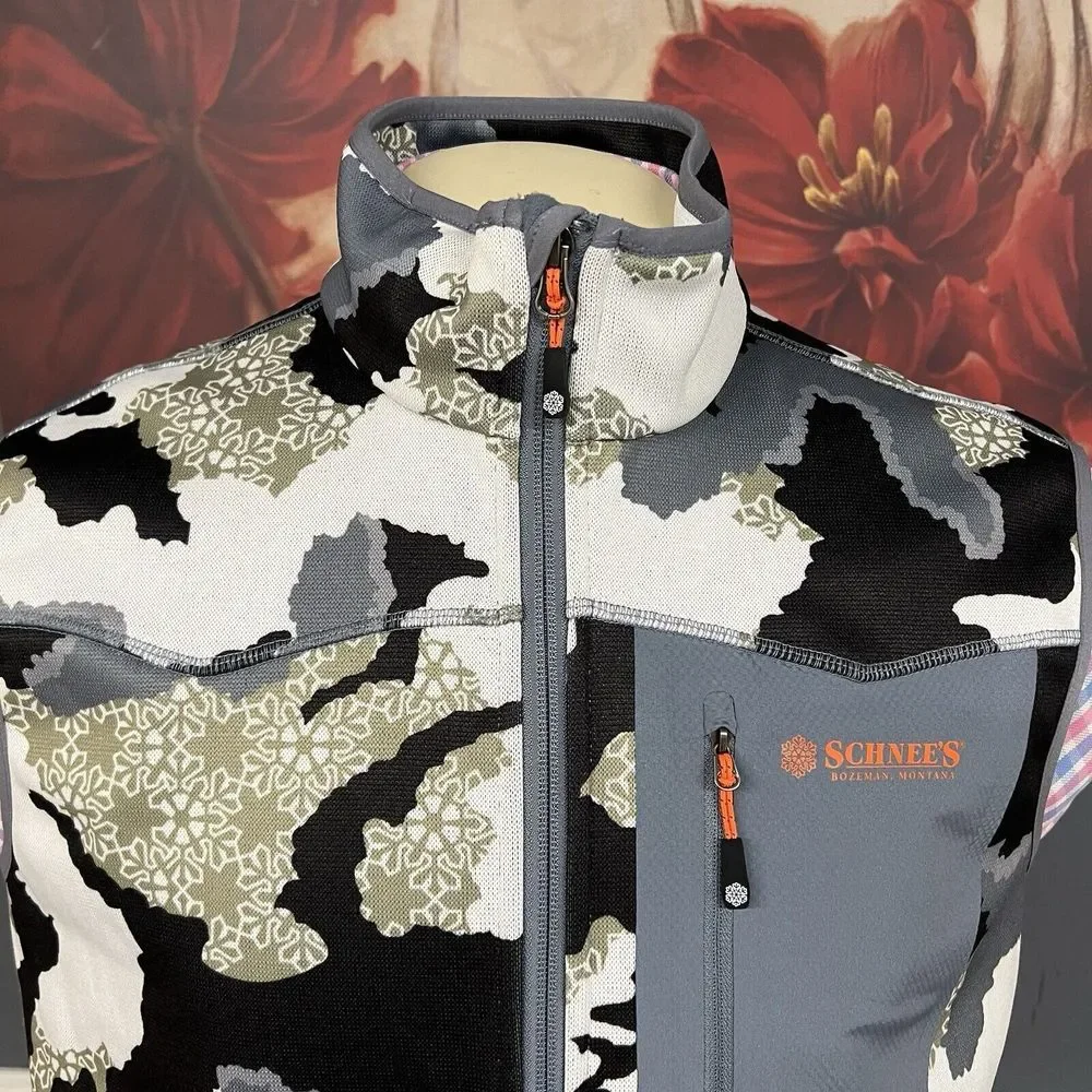 Schnee's Bozeman Montana Camo Softshell Vest Full Zip Fleece Lined Men Sz Medium